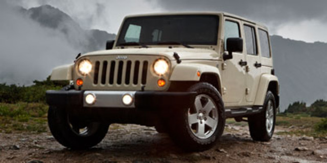 2013 Jeep Wrangler Unlimited SUBN Cicero, New York | Drivers Village