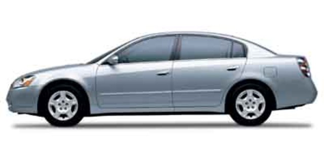2004  Altima  in , 