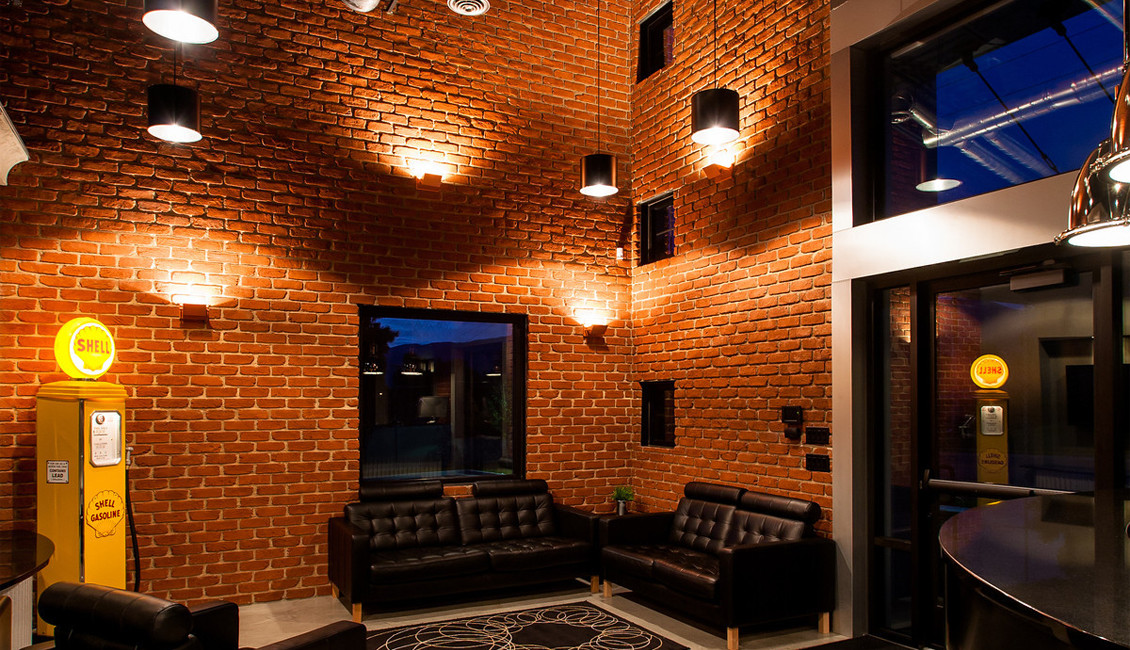 Kentson Car Company Building 1 Preowned Dealer